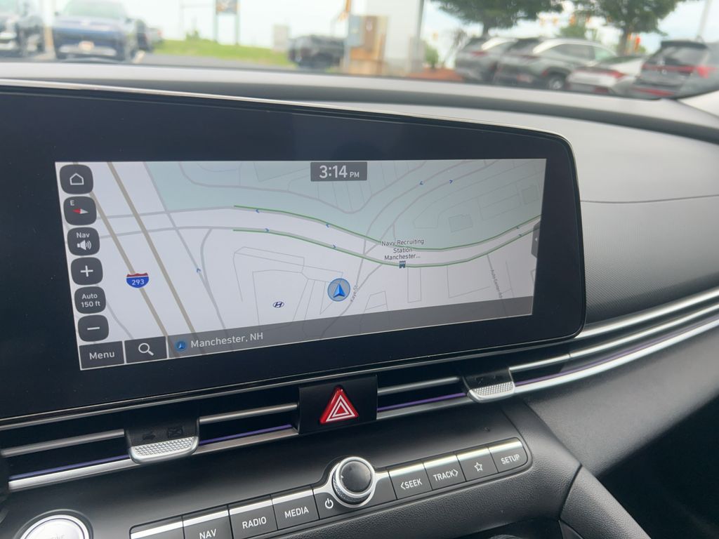 2024 Hyundai Elantra SEL - Photo 21