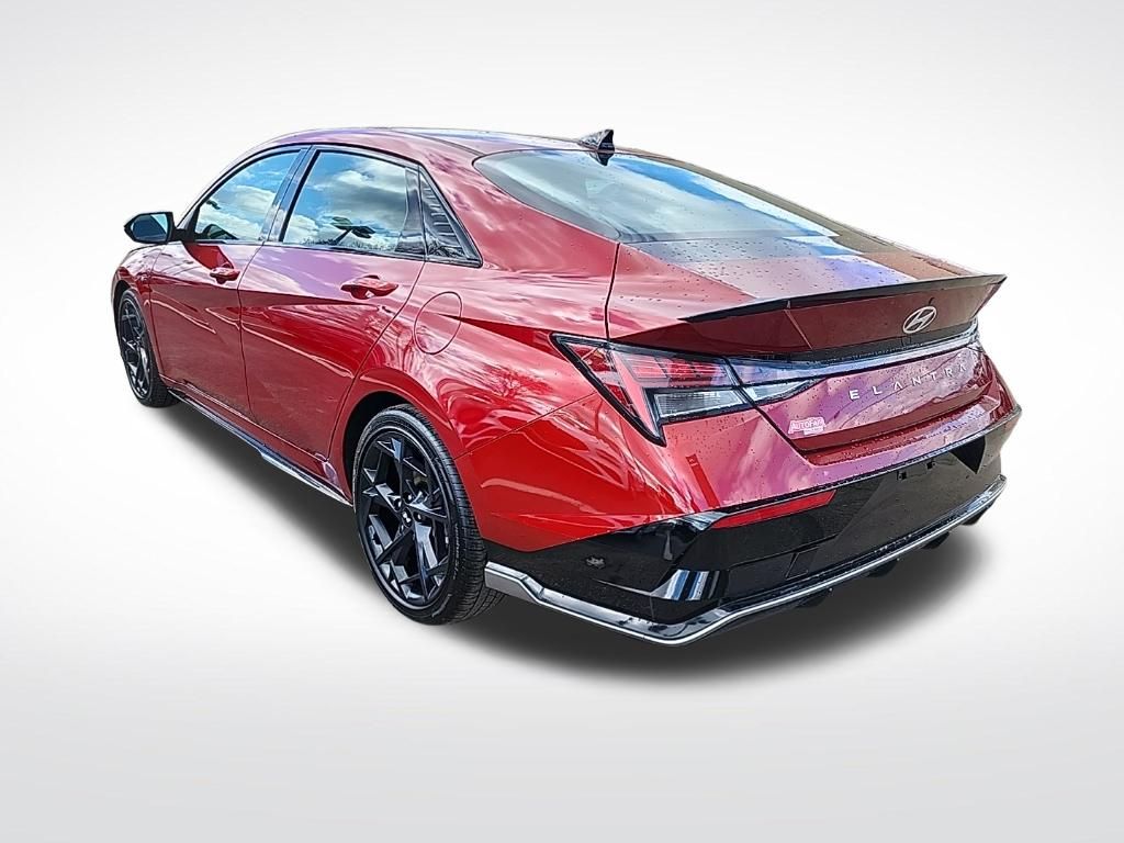 2025 Hyundai Elantra N Line - Photo 7