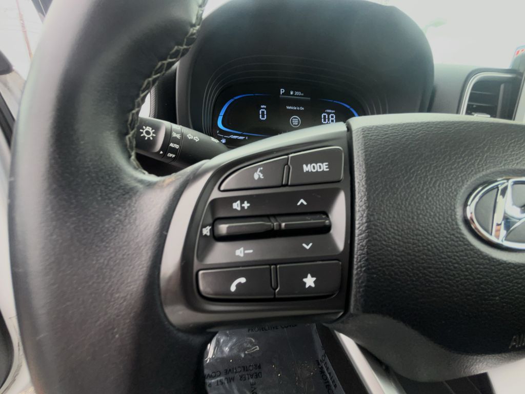 2024 Hyundai Venue SEL - Photo 28
