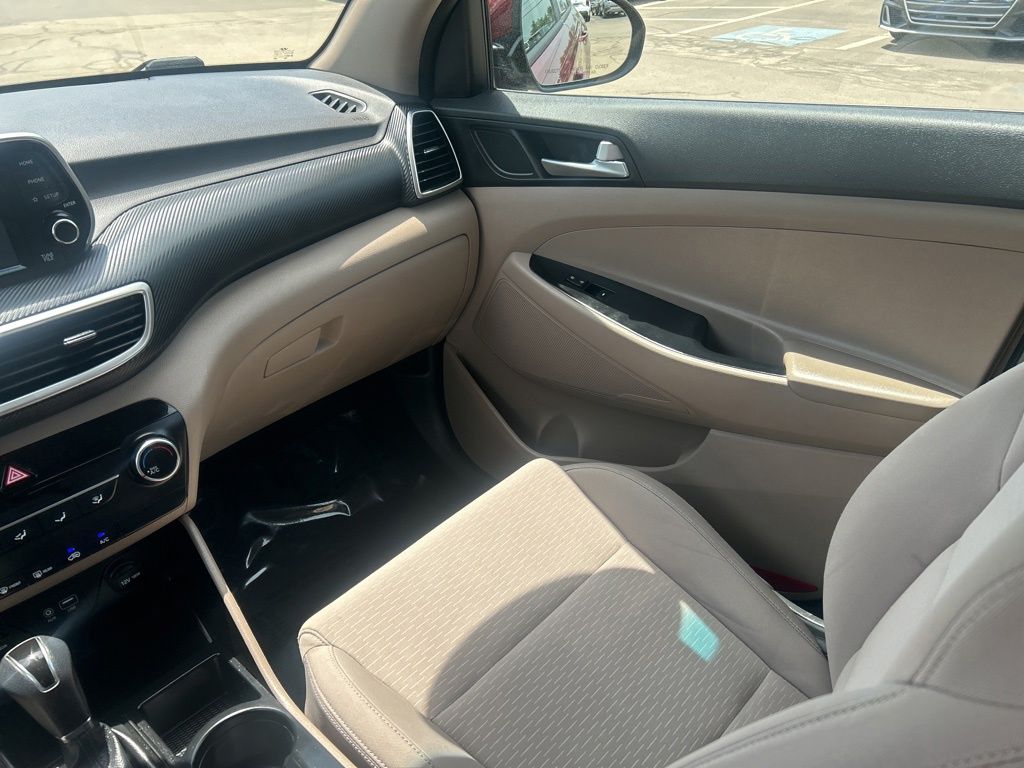 2019 Hyundai Tucson SE - Photo 17
