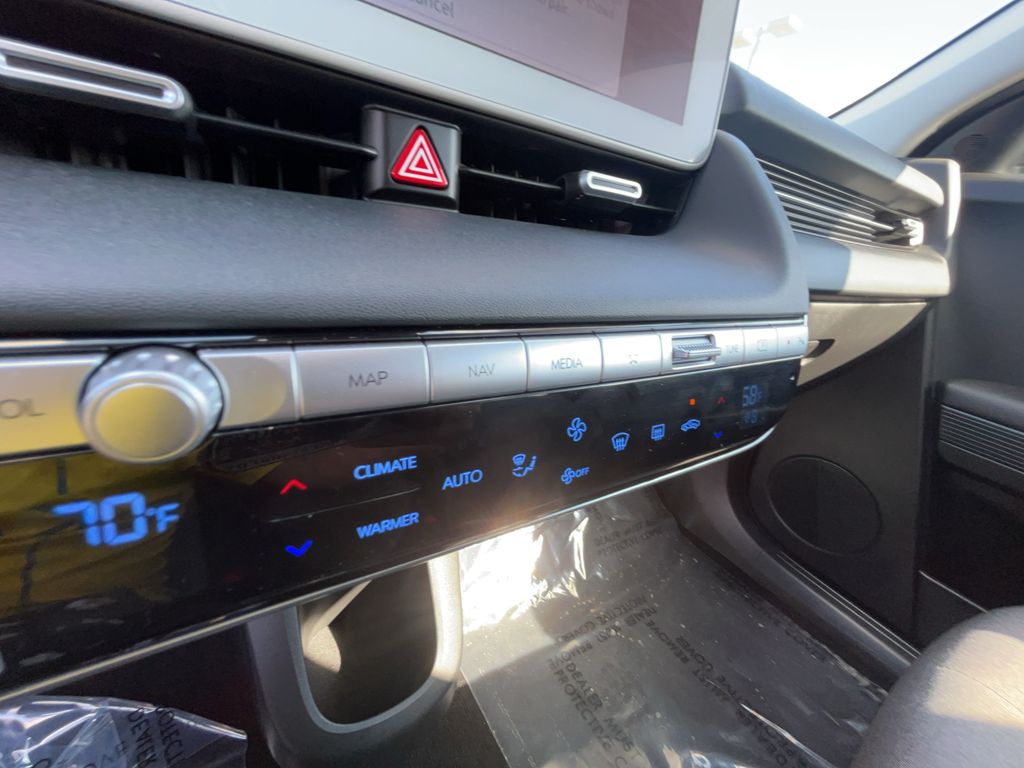 2024 Hyundai IONIQ 5 SEL - Photo 25