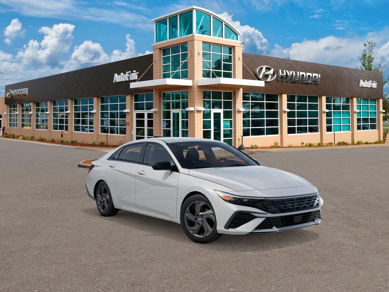 2026 Hyundai Elantra SEL Sport photo 2