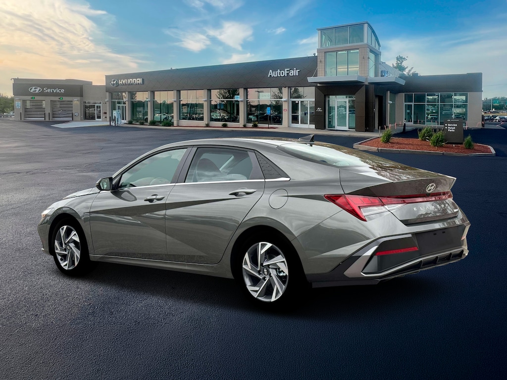 New 2026 Hyundai Elantra Limited Sedan