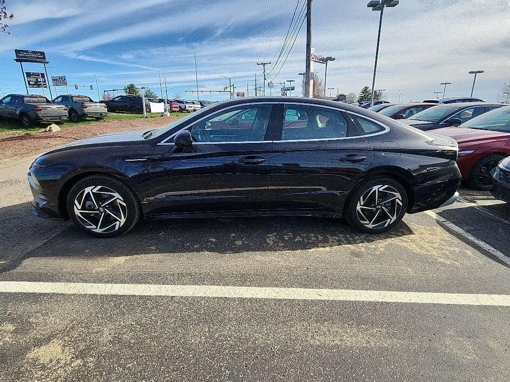 New 2026 Hyundai Sonata SEL Sport Sedan