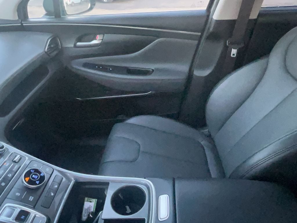 2023 Hyundai Santa Fe SEL - Photo 17