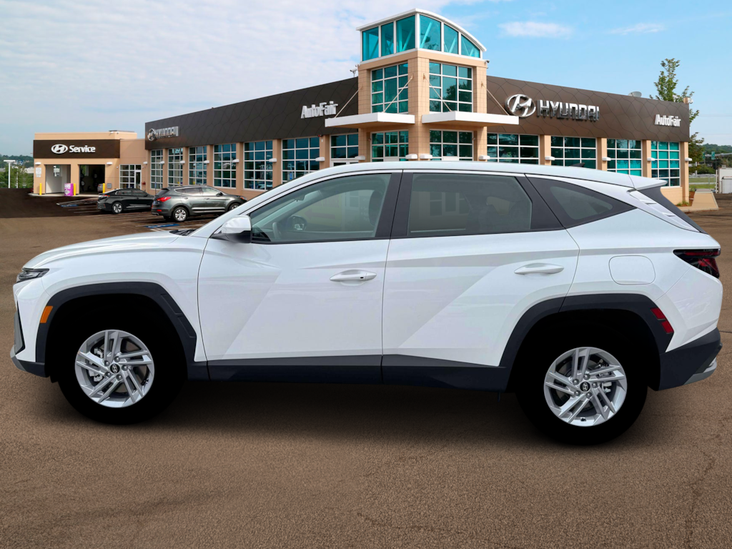 New 2026 Hyundai Tucson SE AWD SUV