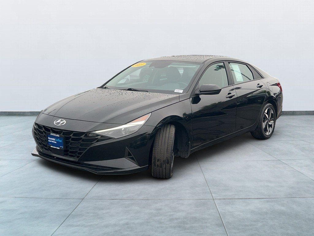 Used 2023 Hyundai Elantra SEL Sedan
