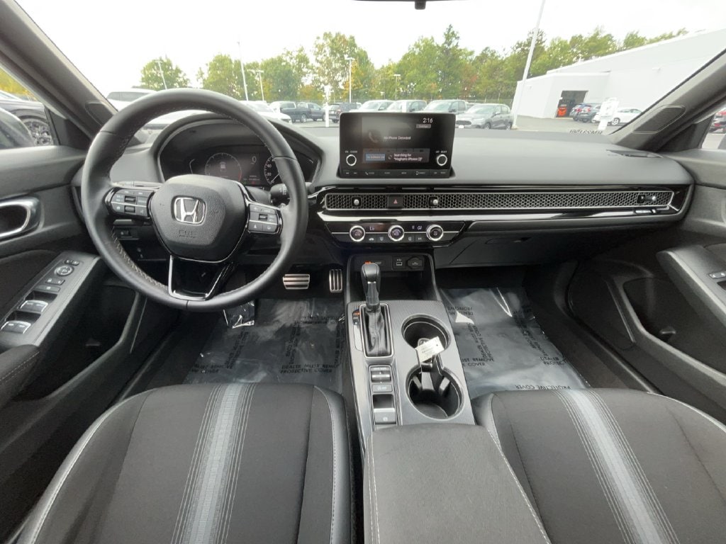 2024 Honda Civic Hatchback Sport - Photo 19