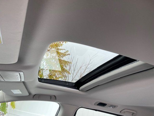 2026 Honda Odyssey EX-L - Photo 8