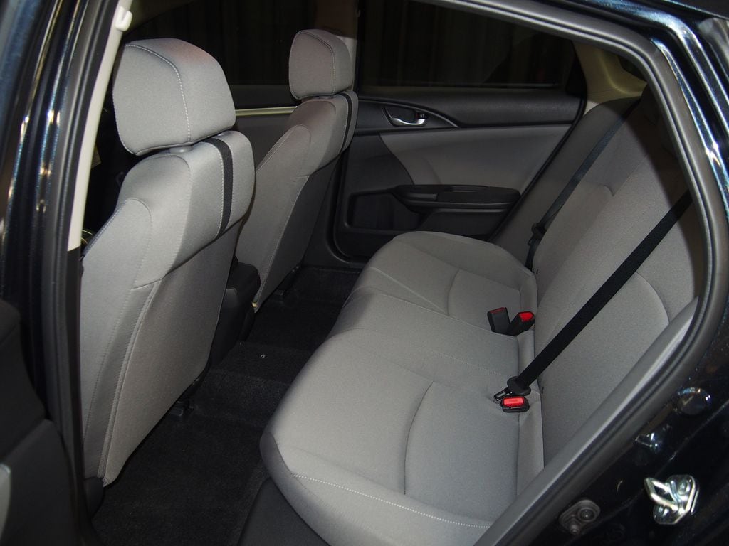 2018 Honda Civic LX - Photo 9