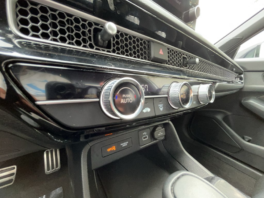 2024 Honda Civic Sport - Photo 18
