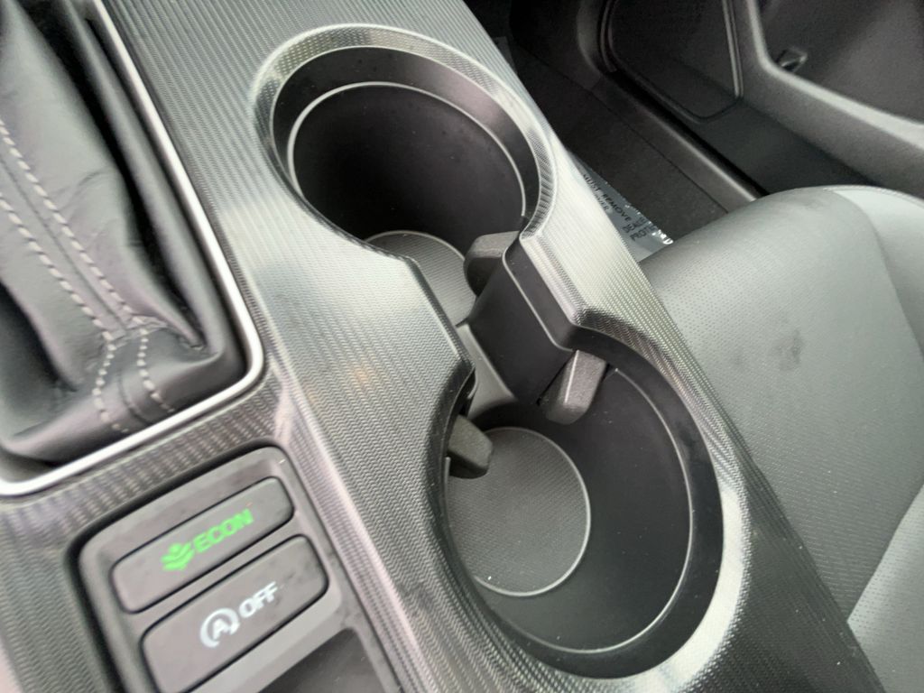 2024 Honda Civic Hatchback EX-L - Photo 13