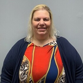 Staff member Nicole Matteau from ID_86a931
