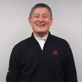 Staff member Tae Kang from ID_5b6c24