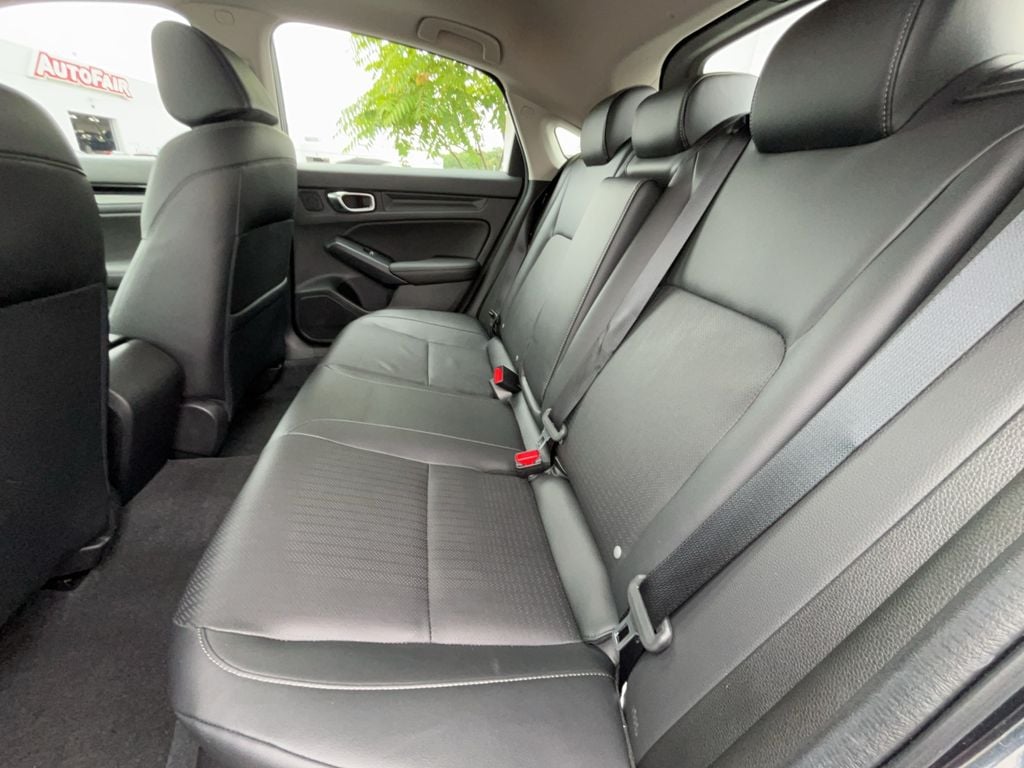 2024 Honda Civic Hatchback EX-L - Photo 24