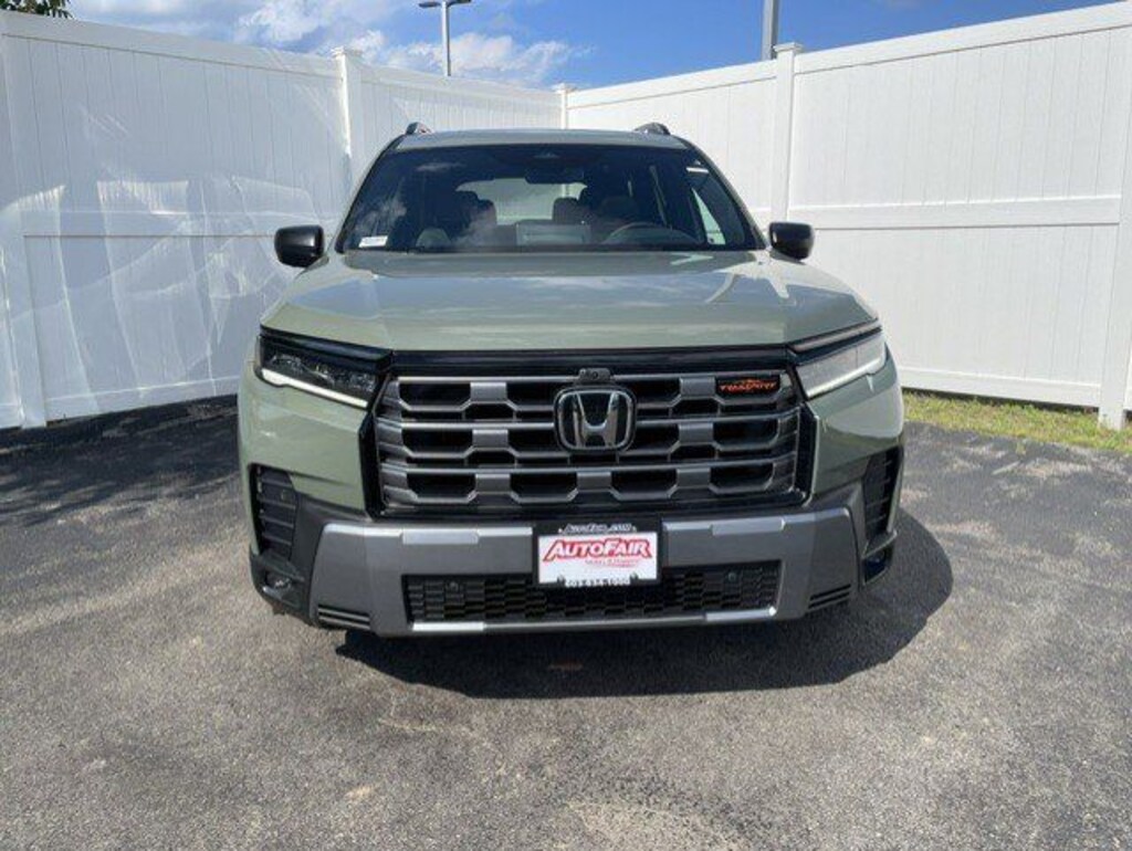 New 2026 Honda Pilot TrailSport SUV