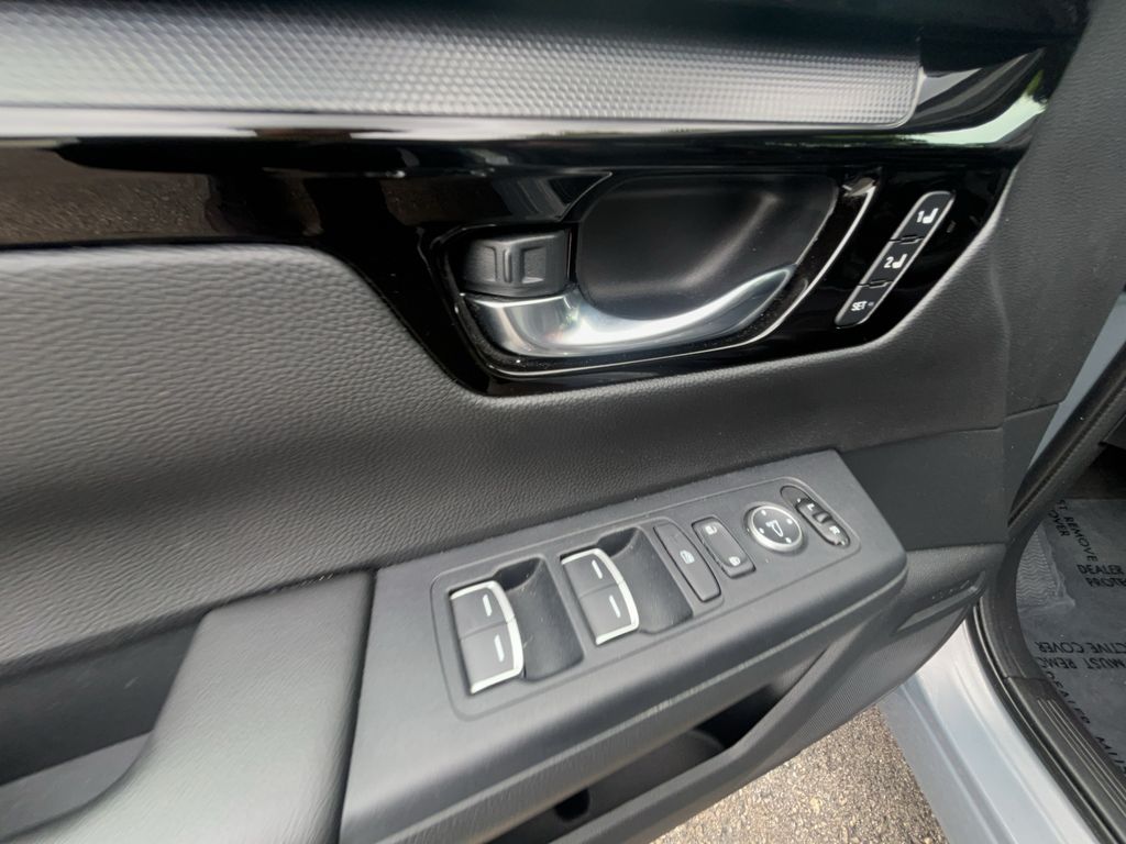 2025 Honda CR-V Sport Touring - Photo 7