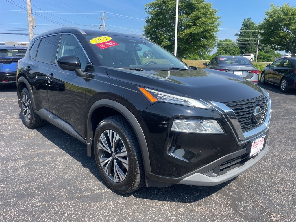 Used 2021 Nissan Rogue SV with VIN 5N1AT3BB8MC722523 for sale in Stratham, NH