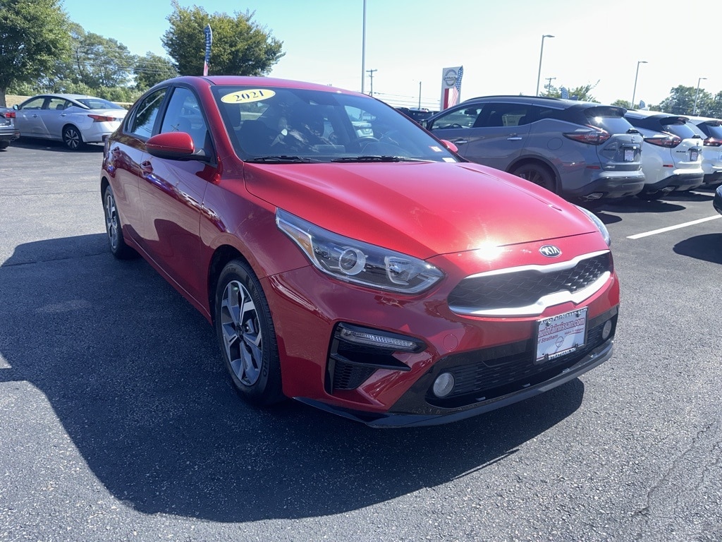 Used 2021 Kia Forte LXS with VIN 3KPF24AD3ME383779 for sale in Stratham, NH