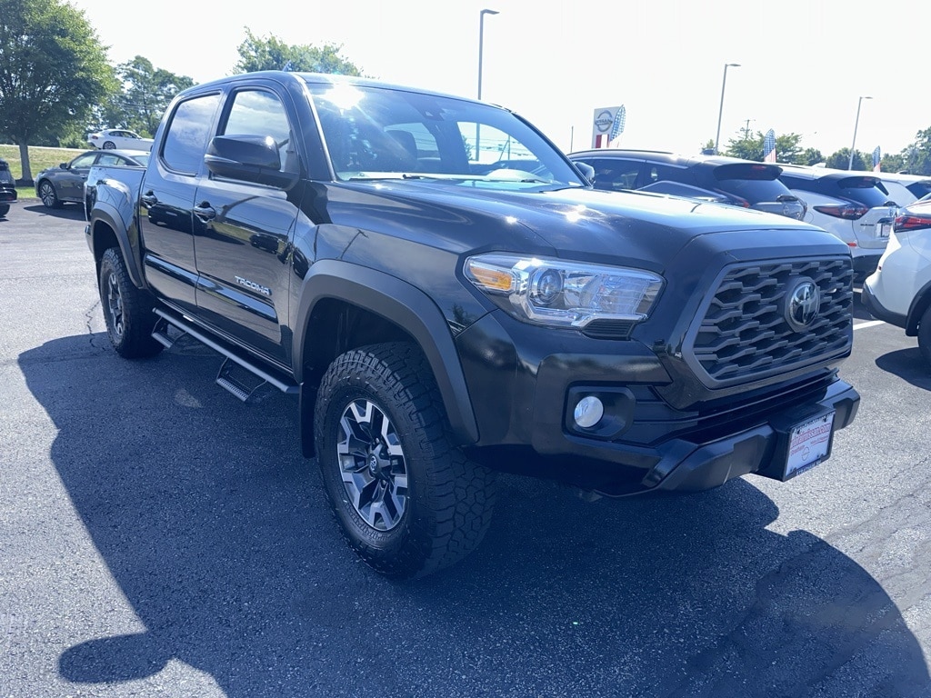 Used 2022 Toyota Tacoma SR with VIN 3TMCZ5AN3NM462261 for sale in Stratham, NH