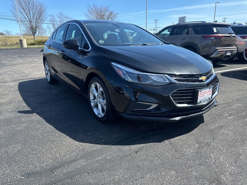 Used 2018 Chevrolet Cruze Premier with VIN 3G1BF6SM3JS598064 for sale in Stratham, NH