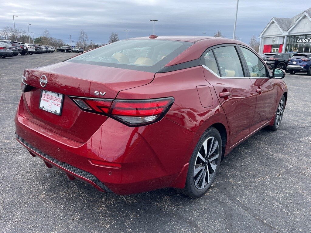 New 2024 Nissan Sentra SV NS240180