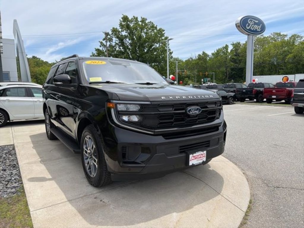Certified 2025 Ford Expedition Active SUV