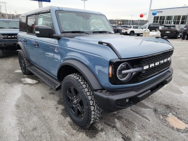 2025 Ford Bronco 4-Door Outer Banks's photo