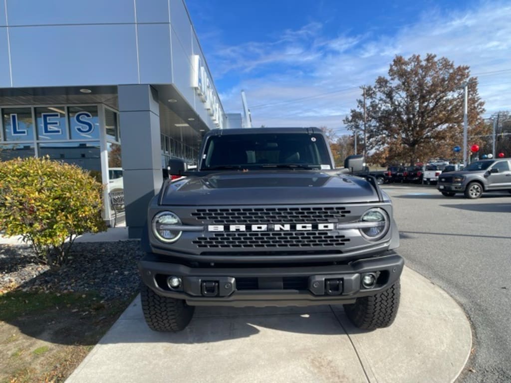 New 2025 Ford Bronco Badlands SUV