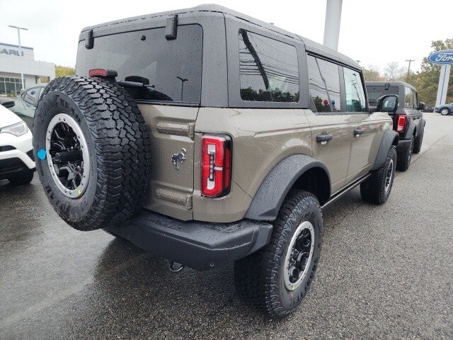 2025 Ford Bronco Badlands photo 4