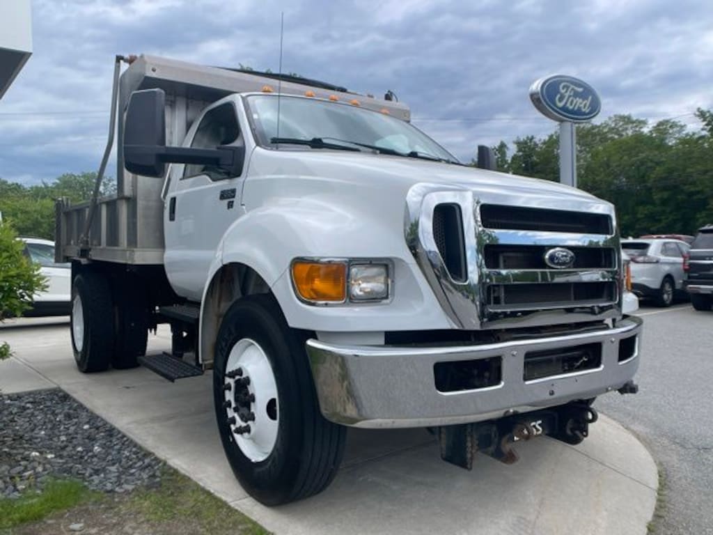 Used 2015 Ford F-650SD XL Truck