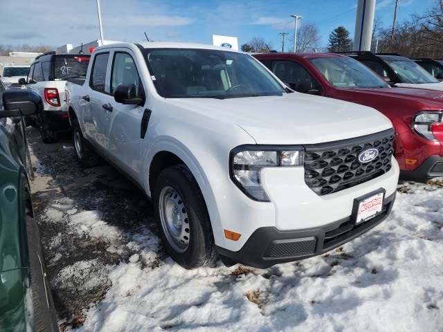 2025 Ford Maverick XL's photo