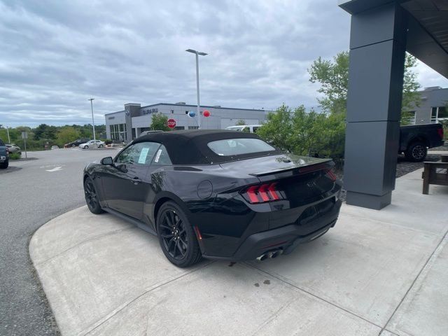 2025 Ford Mustang GT Premium Convertible - Photo 42