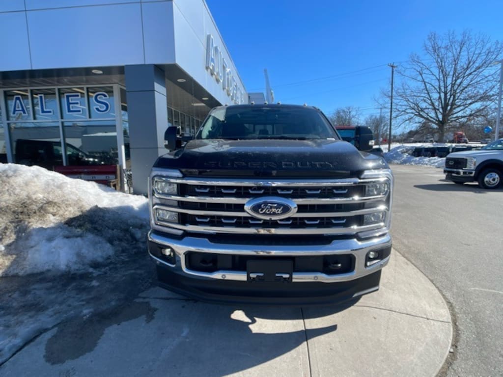 New 2026 Ford F-350SD Lariat Truck