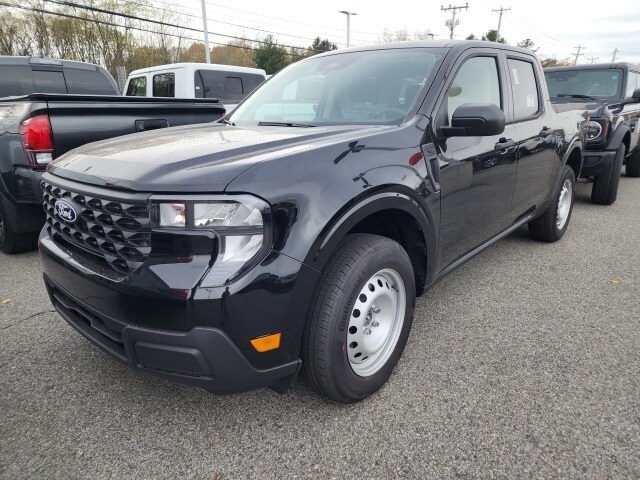 2025 Ford Maverick XL photo 2