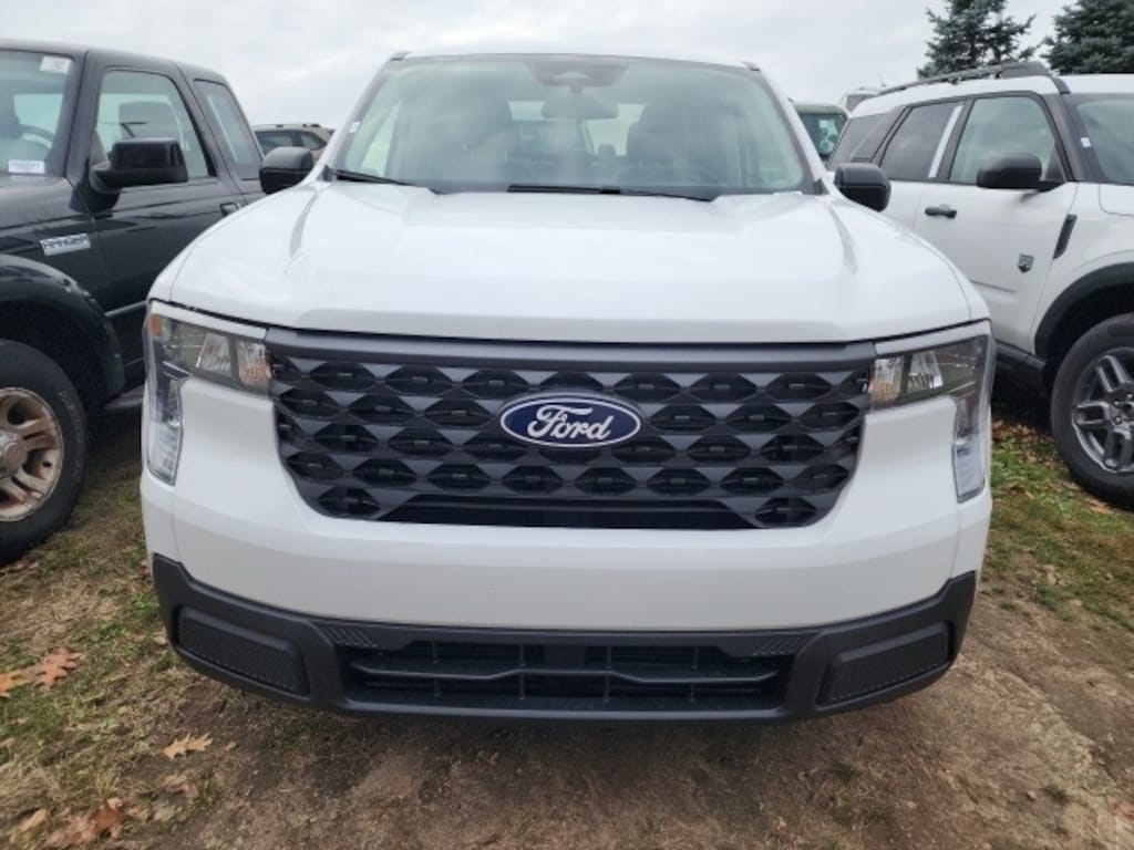 New 2025 Ford Maverick XL Truck