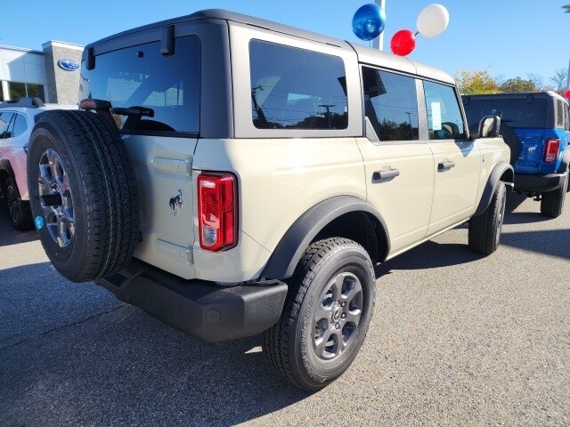 2025 Ford Bronco Big Bend photo 4