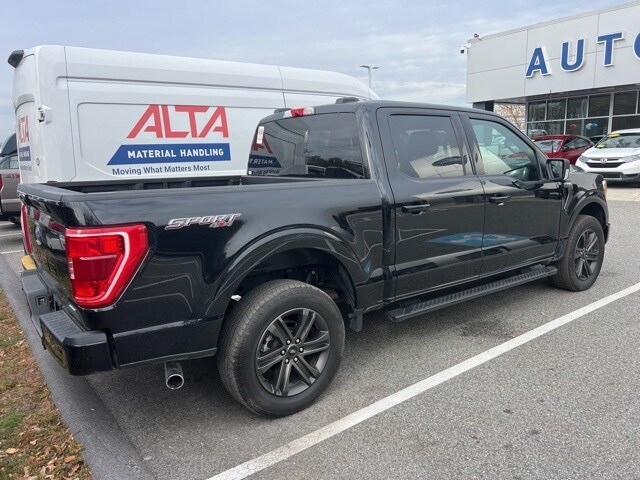 2022 Ford F-150 XLT photo 3