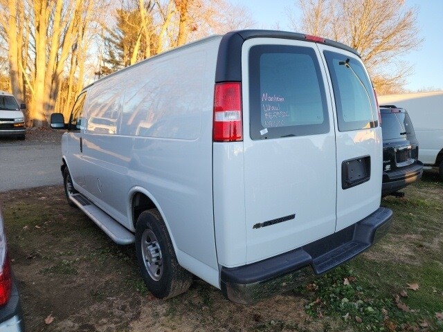 2024 Chevrolet Express 2500 Work Van photo 4
