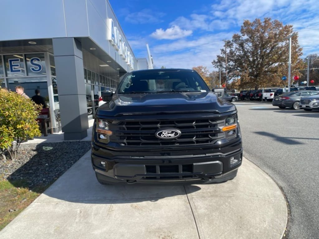 New 2025 Ford F-150 XLT Truck