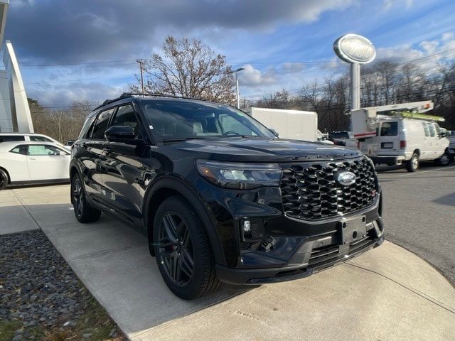 2026 Ford Explorer ST's photo