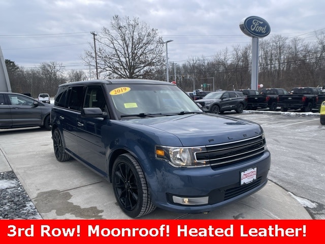 2019 Ford Flex SEL's photo