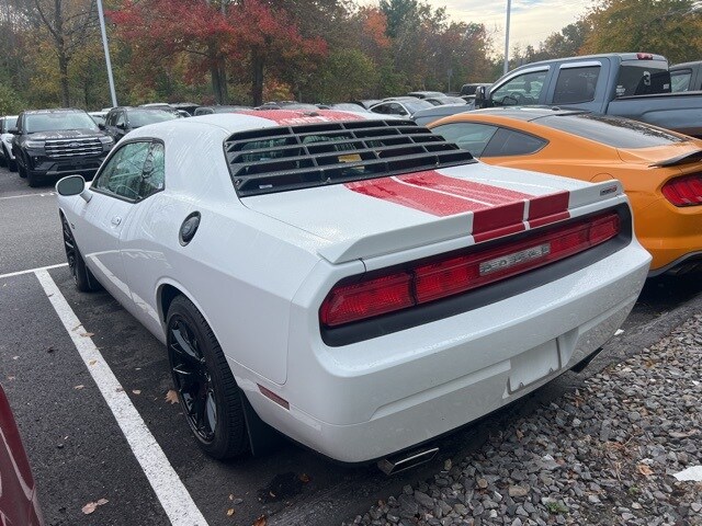 2012 Dodge Challenger SRT8 392 photo 3