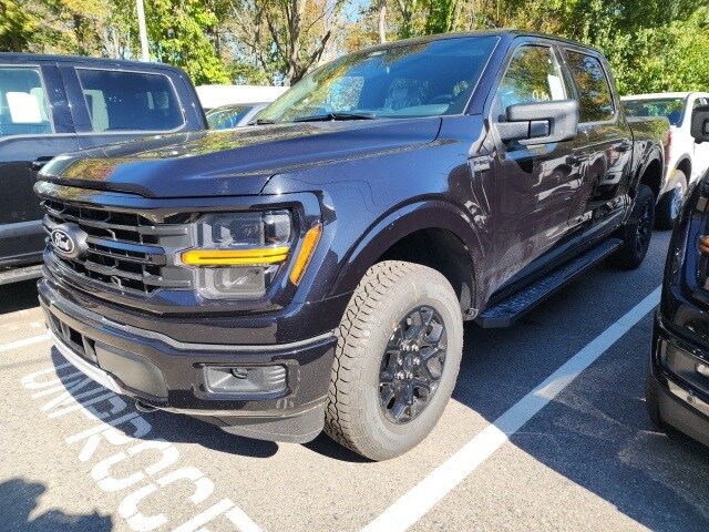 2025 Ford F-150 XLT photo 3