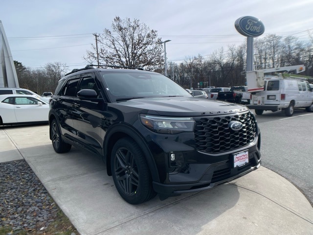 2026 Ford Explorer ST's photo