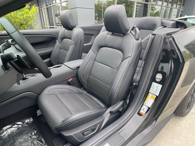 2025 Ford Mustang GT Premium Convertible - Photo 15
