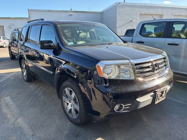 2015 Honda Pilot 4WD Touring w/RES & Navigation's photo