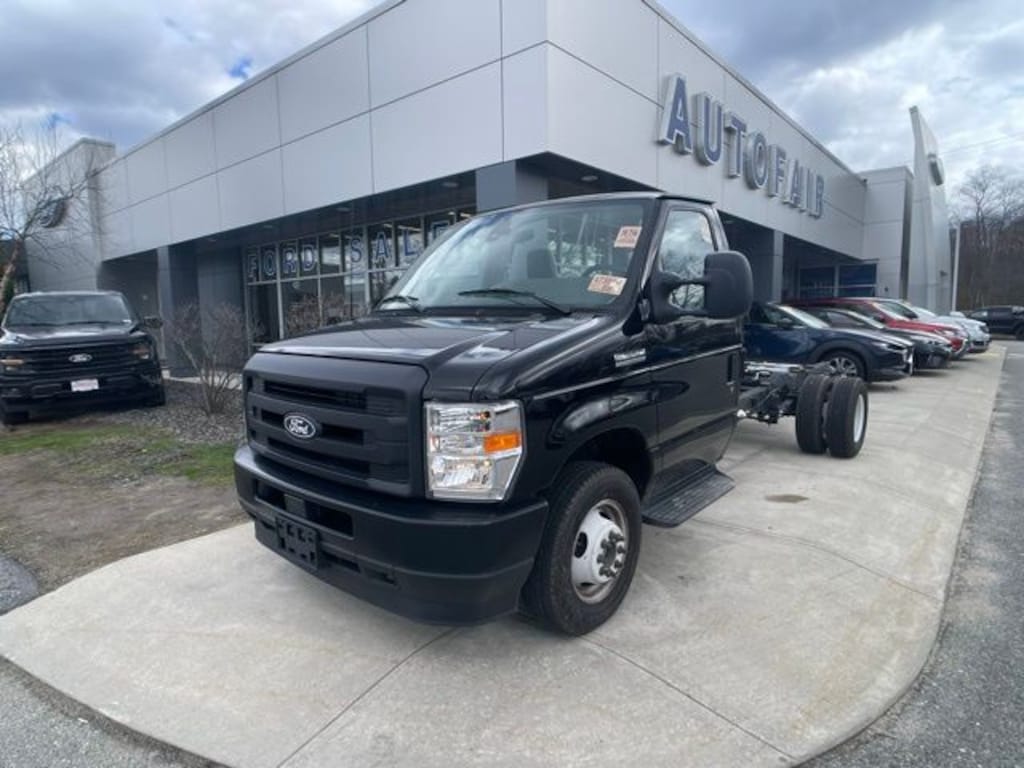 Used 2027 Ford E-350SD Base Cab/Chassis