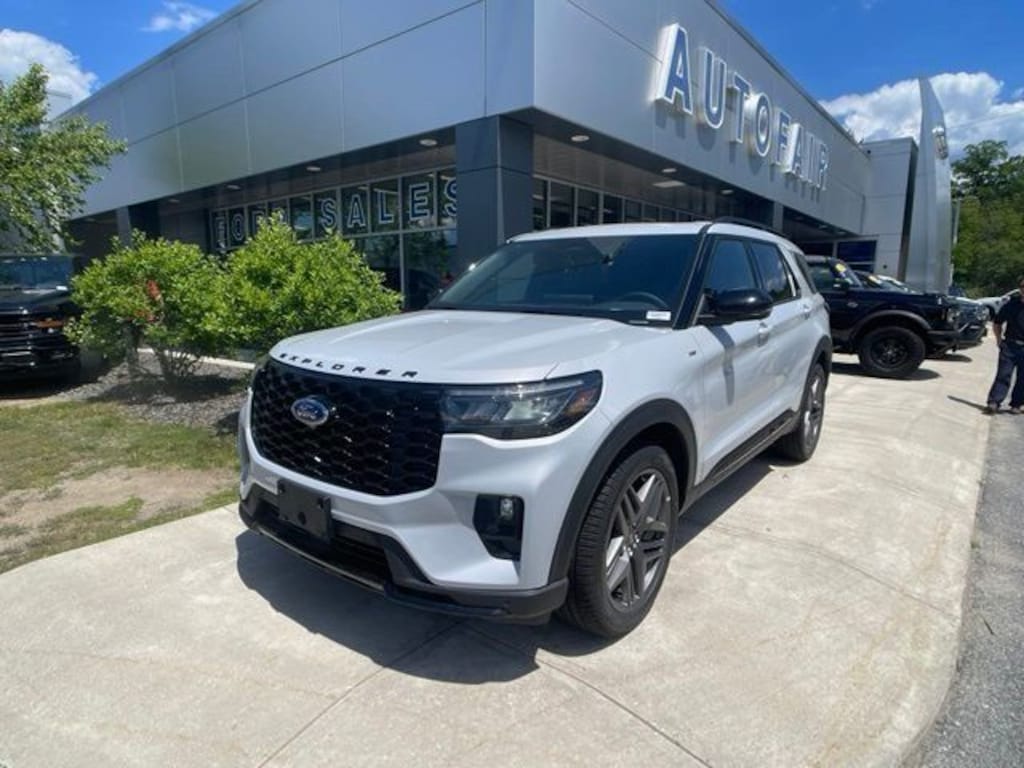 New 2026 Ford Explorer ST-Line SUV