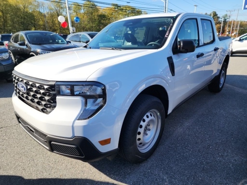 New 2025 Ford Maverick XL Truck